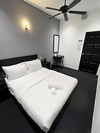 Quee Hotel