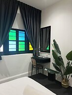 Quee Hotel