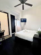 Quee Hotel