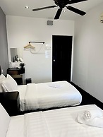 Quee Hotel