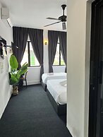 Quee Hotel