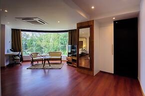 Emerald Hotel