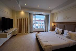 Emerald Hotel