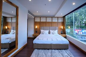 Emerald Hotel