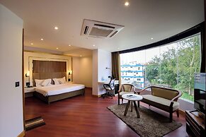 Emerald Hotel