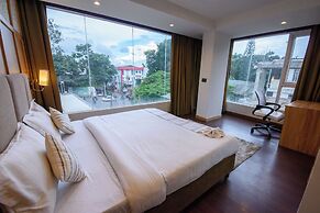Emerald Hotel
