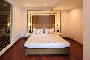 Emerald Hotel