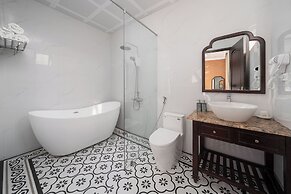 Tam Coc Babylon Hotel