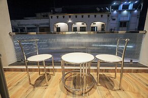 Hotel Neha Palace