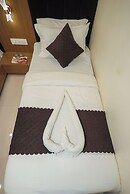 Hotel Neha Palace