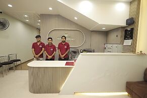 Hotel Neha Palace
