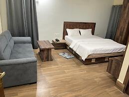 Hotel DEv Inn