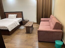 Hotel DEv Inn