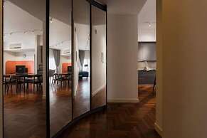 Mews Luxe Residence Apartments