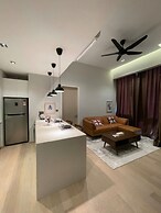 Mews Luxe Residence Apartments