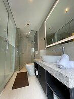 Mews Luxe Residence Apartments