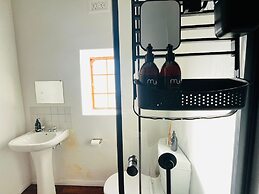 BIM Backpackers In Muizenberg