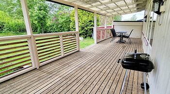 3BR Home Near Lake Vänern Covered Deck & BBQ