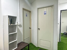 Banana Bunkhouse Hostel