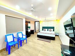 Hotel Kunj Santosh Near Jagannath Temple