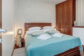 MAJESTIC 3-Bedroom Luxury Apartment