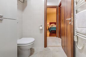 MAJESTIC 3-Bedroom Luxury Apartment