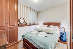 MAJESTIC 3-Bedroom Luxury Apartment
