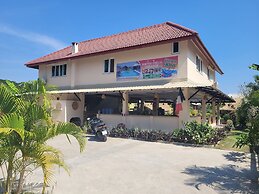 Mistercheck paradise bungalows