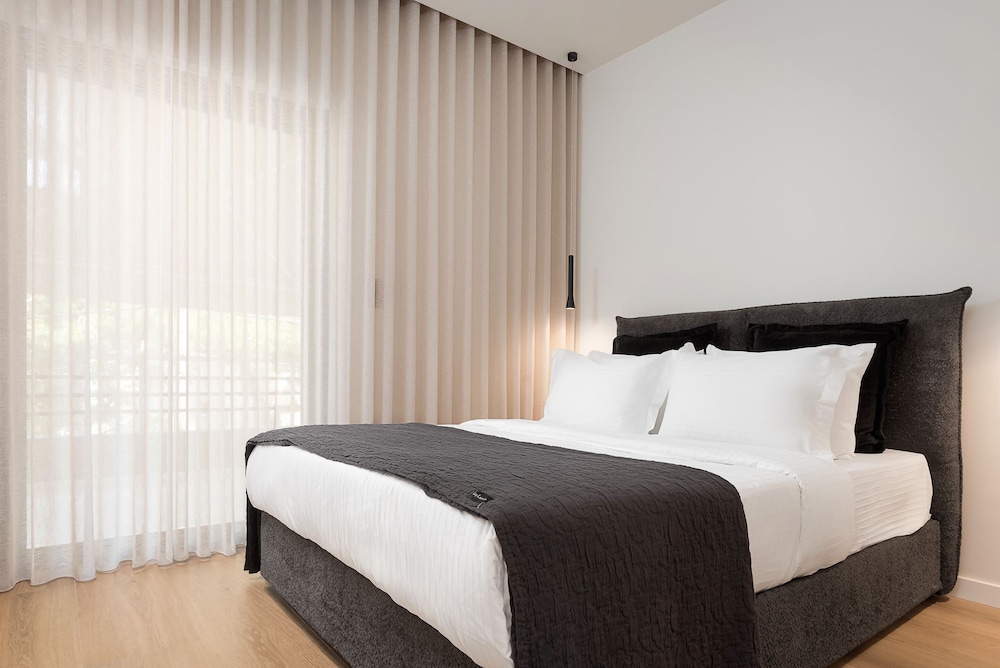 Athenian Riviera Stunning Residence