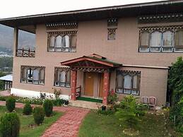 Punatsangchhu Cottages