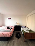 London Luxe Apartment - Spacious & Stylish