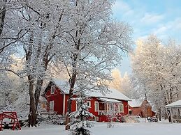 Charming Grandmas House in Bobacka