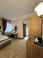 Eco Boutique Emerald Hotel