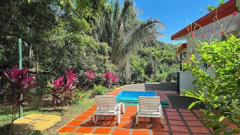 Villa Pura Vida - Mango