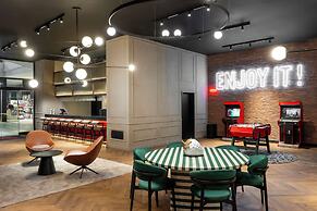 Radisson RED Izmir Point Bornova