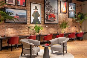 Radisson RED Izmir Point Bornova