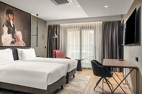 Radisson RED Izmir Point Bornova