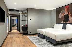 Radisson RED Izmir Point Bornova