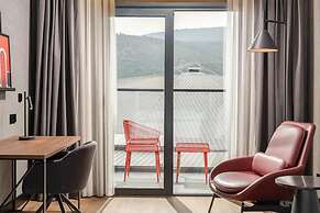 Radisson RED Izmir Point Bornova