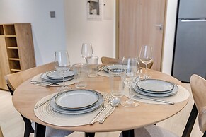 GLOBALSTAY. Azizi Riviera 40