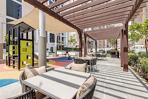 GLOBALSTAY. Azizi Riviera 40