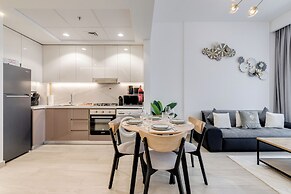 GLOBALSTAY. Azizi Riviera 40