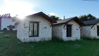 Ayrik Vadi Ciftlik Evi