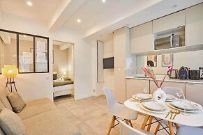 Charming Apartment Center of Paris Le Marais
