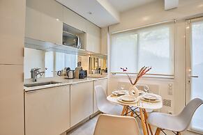 Charming Apartment Center of Paris Le Marais