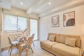 Charming Apartment Center of Paris Le Marais