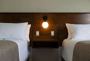 Aura Hotel