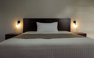 Aura Hotel