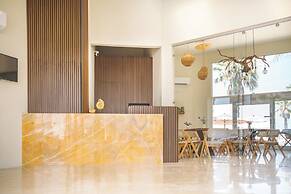 Hotel Carasol Villas & Suite