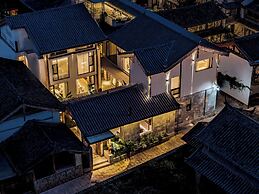 37 Courtyard Baisha Ancient Town